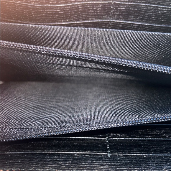 Gucci Leather Leopard Print Zip Around Wallet - Picture 8 of 9